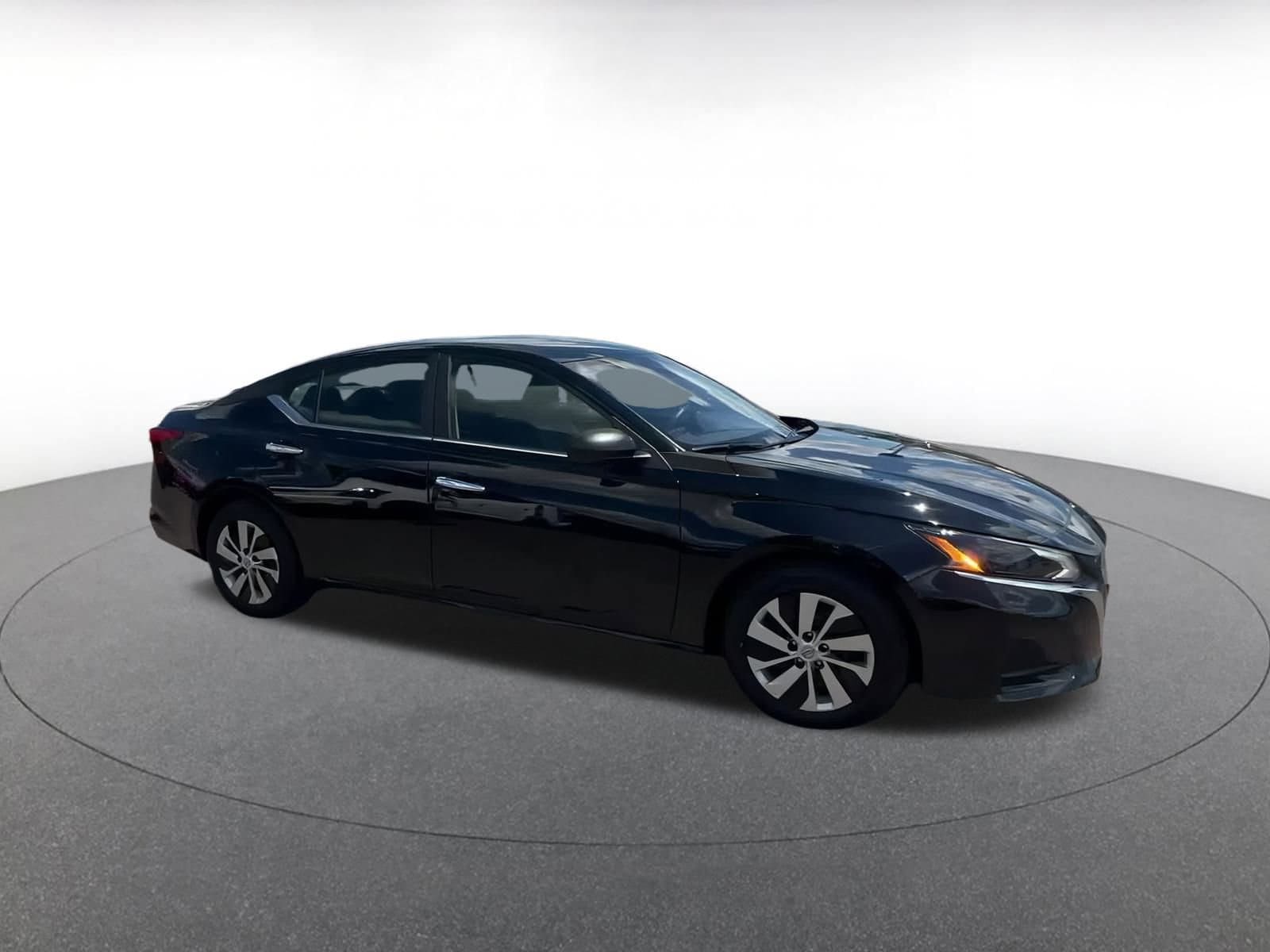 Thumbnail: 2024 Nissan Altima - 1