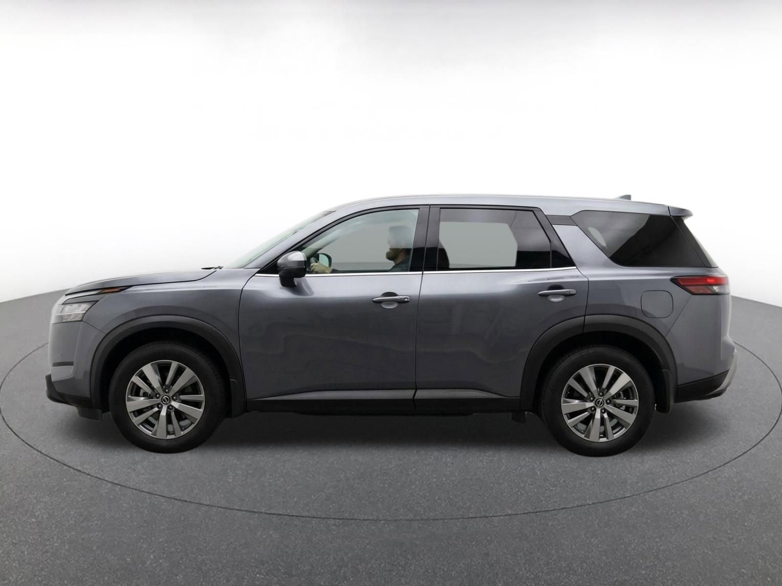 Thumbnail: 2025 Nissan Pathfinder - 4