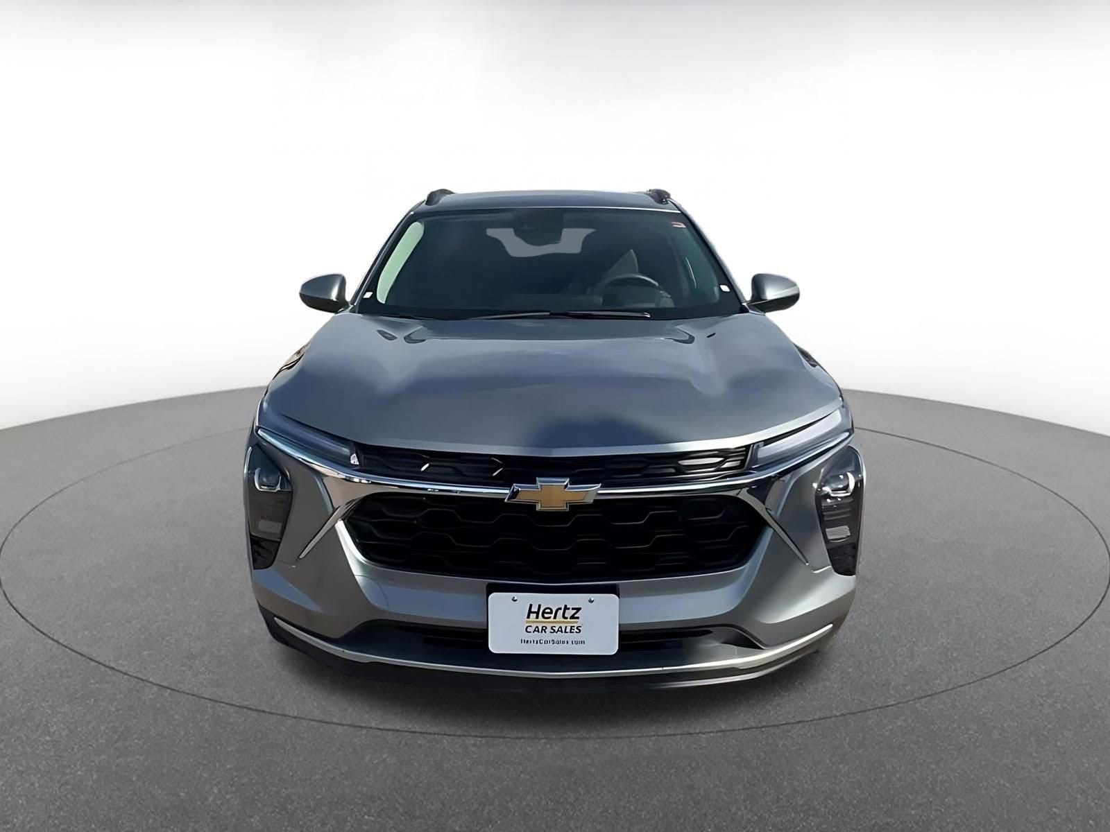 Thumbnail: 2025 Chevrolet Trax - 4