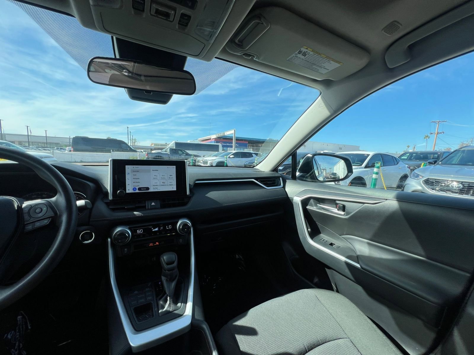 Thumbnail: 2025 Toyota RAV4 - 35