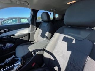 Thumbnail: 2025 Chevrolet Trax - 17