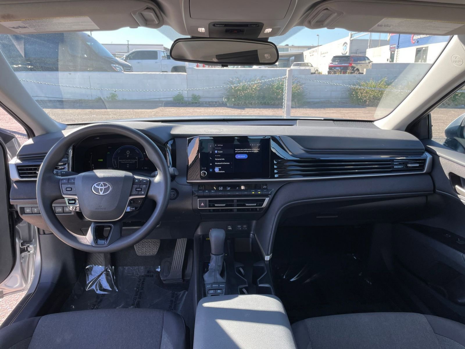 Thumbnail: 2025 Toyota Camry - 32