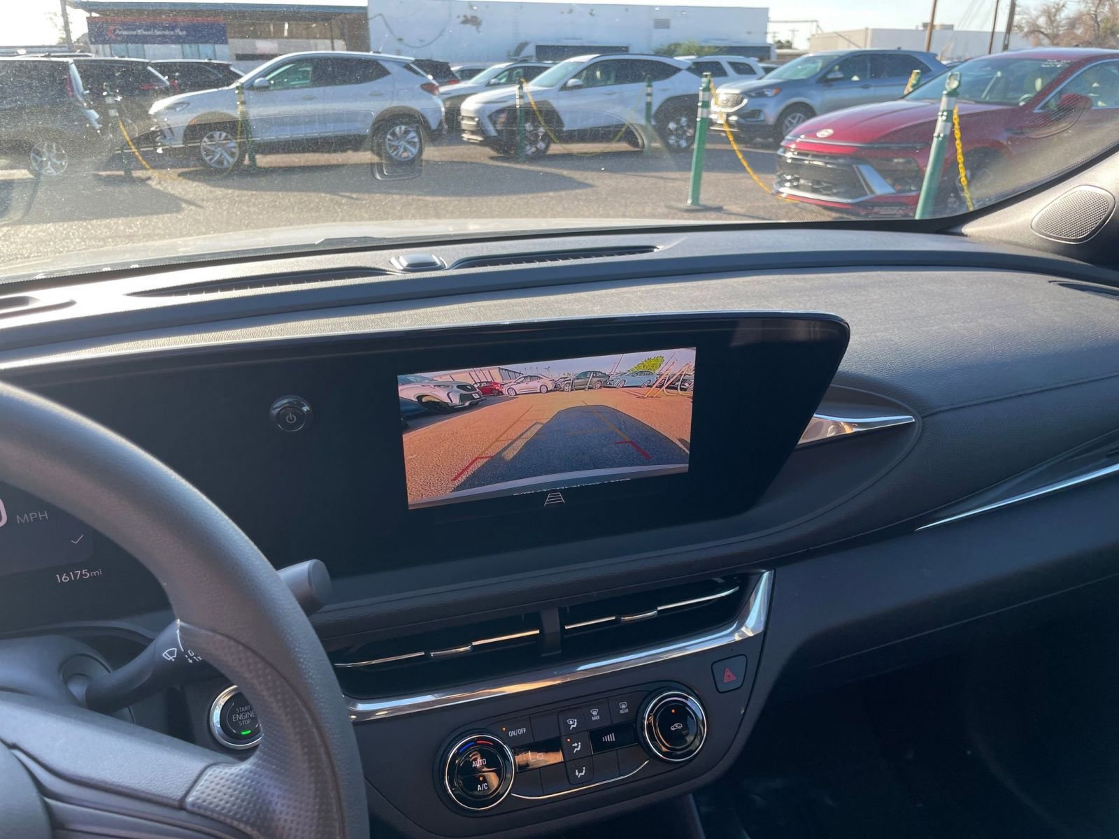 Thumbnail: 2025 Buick Envista - 17