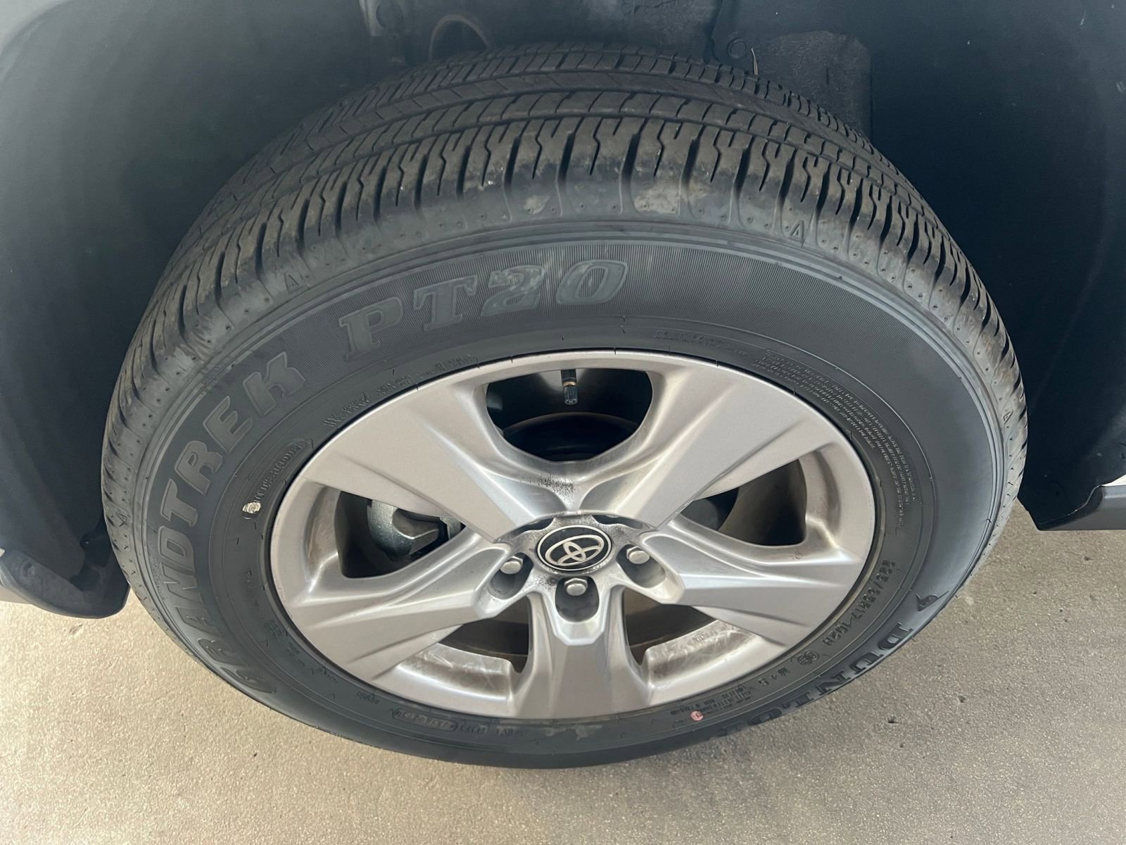 Thumbnail: 2025 Toyota RAV4 - 30