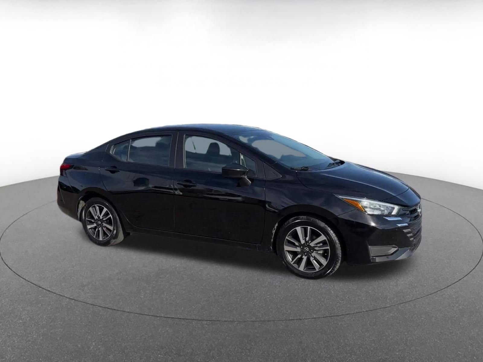 Thumbnail: 2025 Nissan Versa - 2