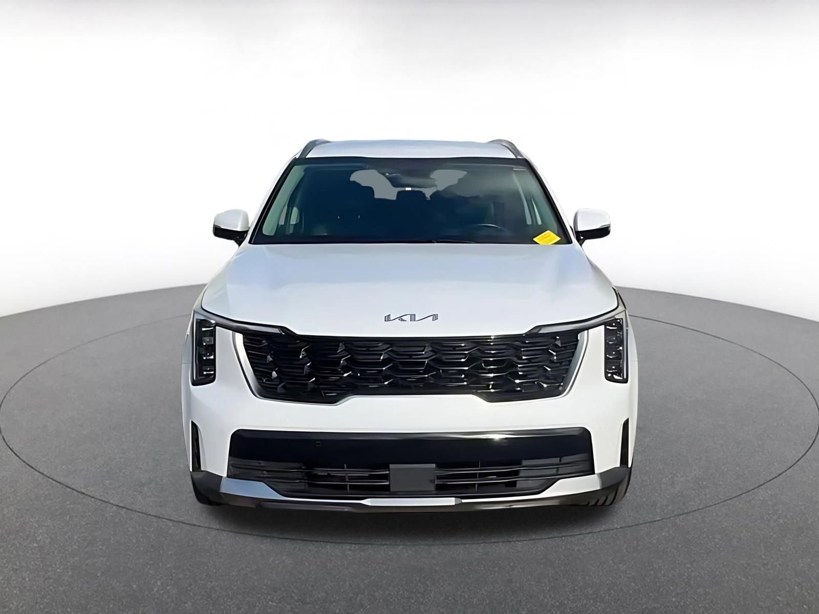 Thumbnail: 2024 Kia Sorento - 4