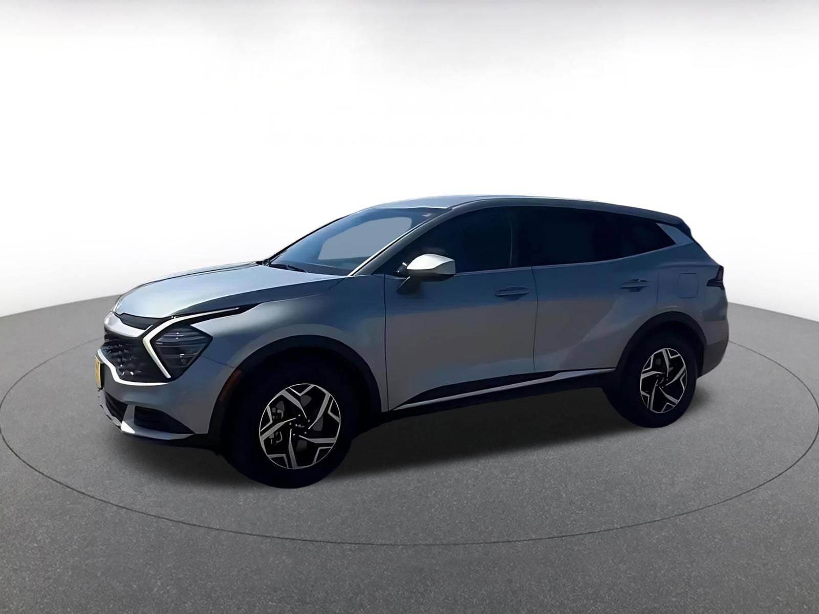 Thumbnail: 2025 Kia Sportage - 8