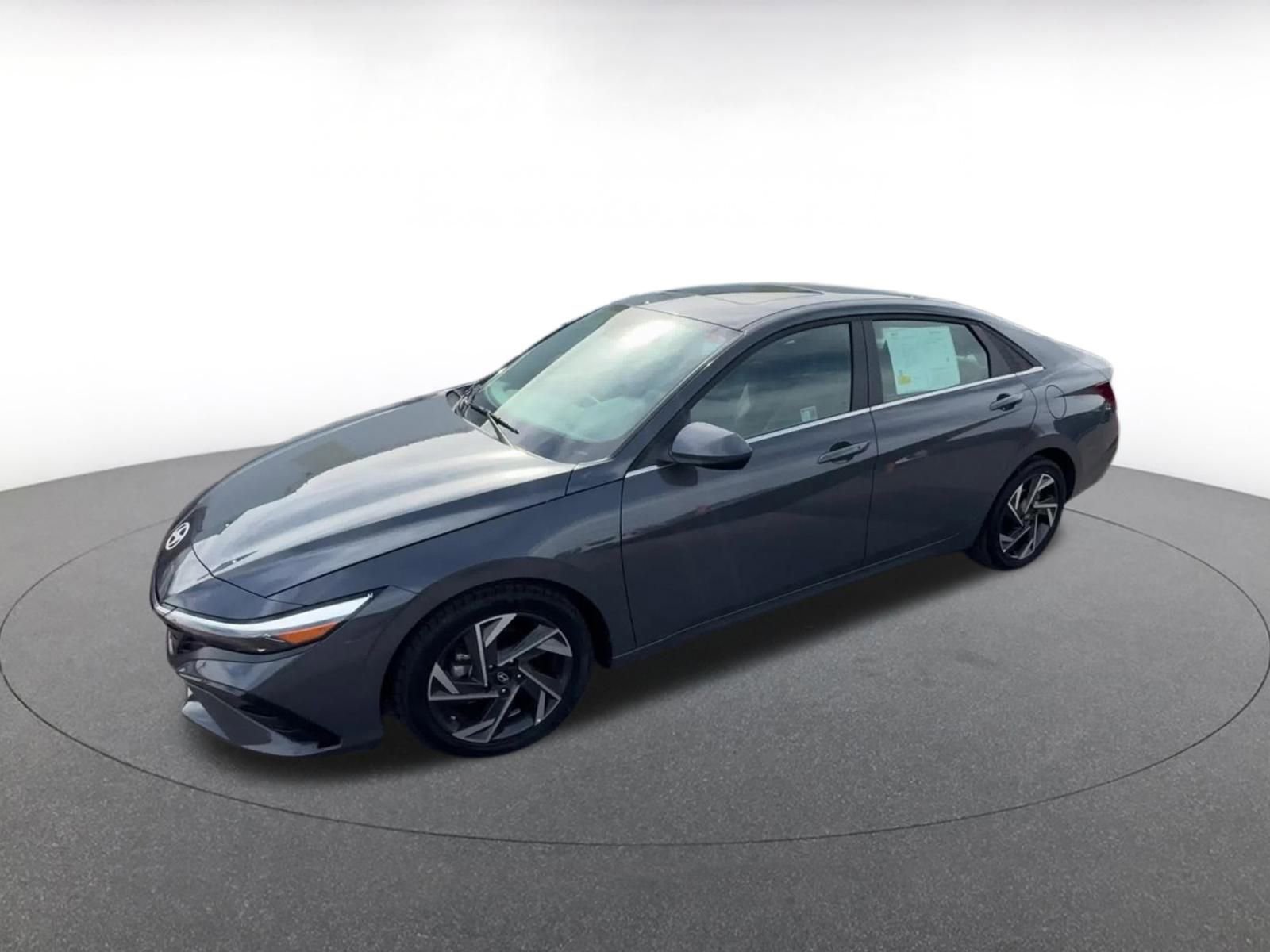 Thumbnail: 2025 Hyundai Elantra - 8