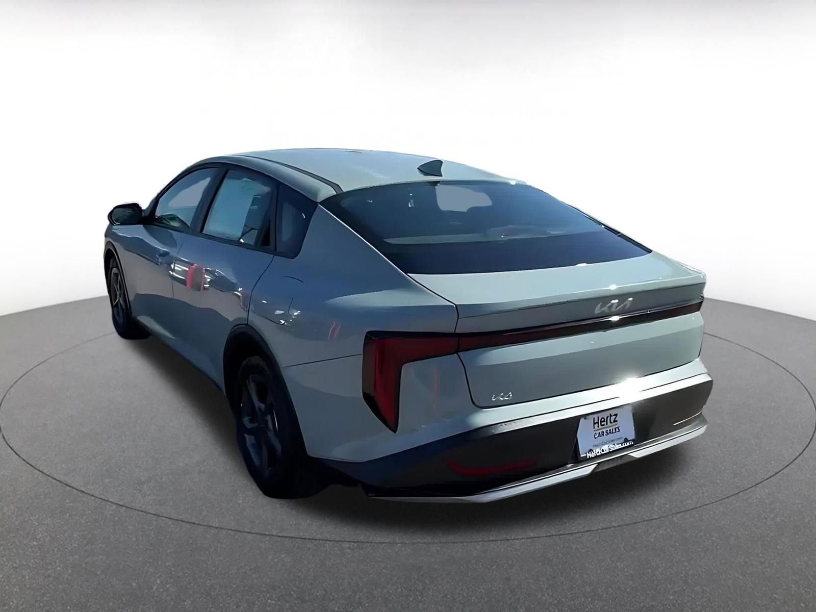 Thumbnail: 2025 Kia K4 - 10