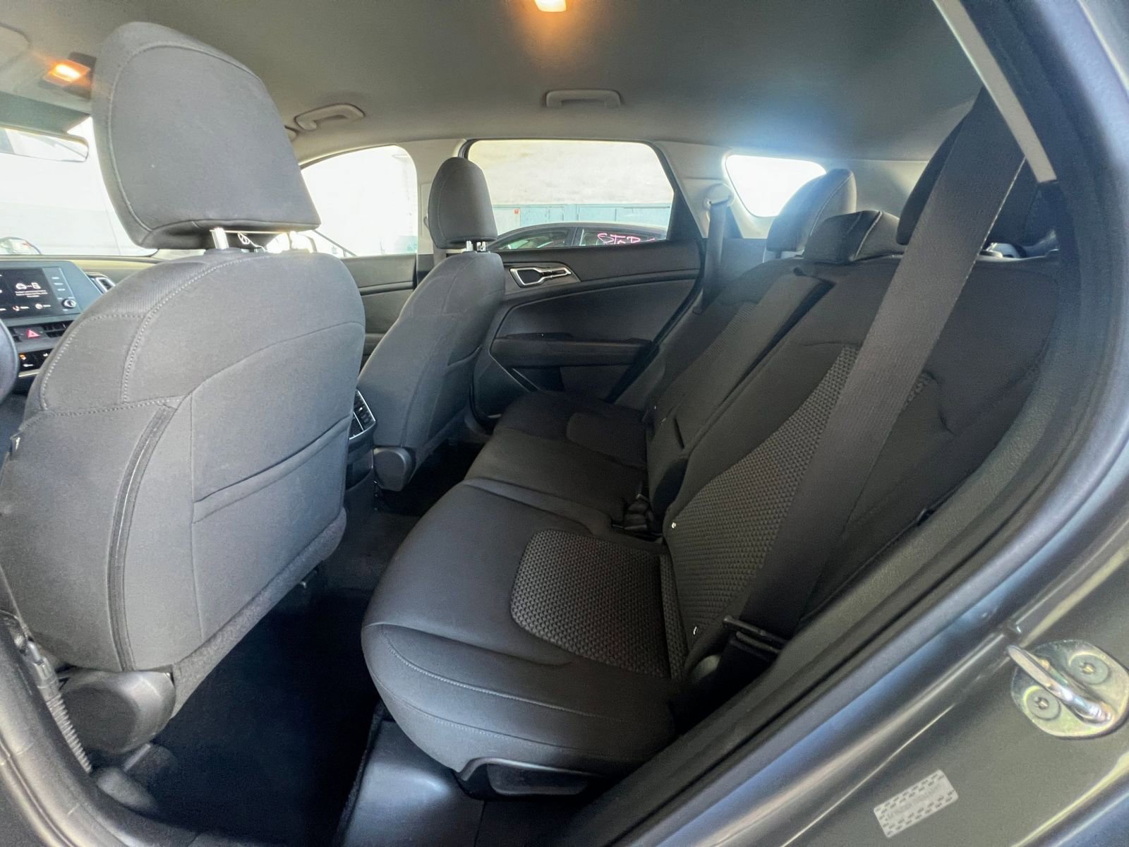 Thumbnail: 2025 Kia Sportage - 25