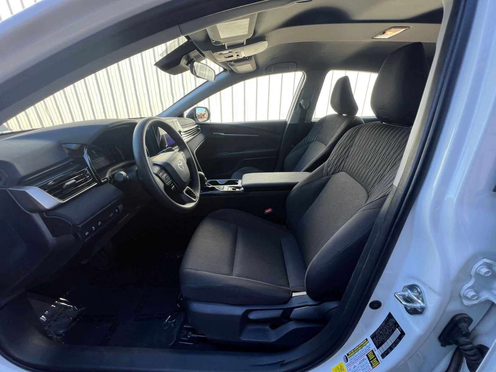 Thumbnail: 2025 Toyota Camry - 27