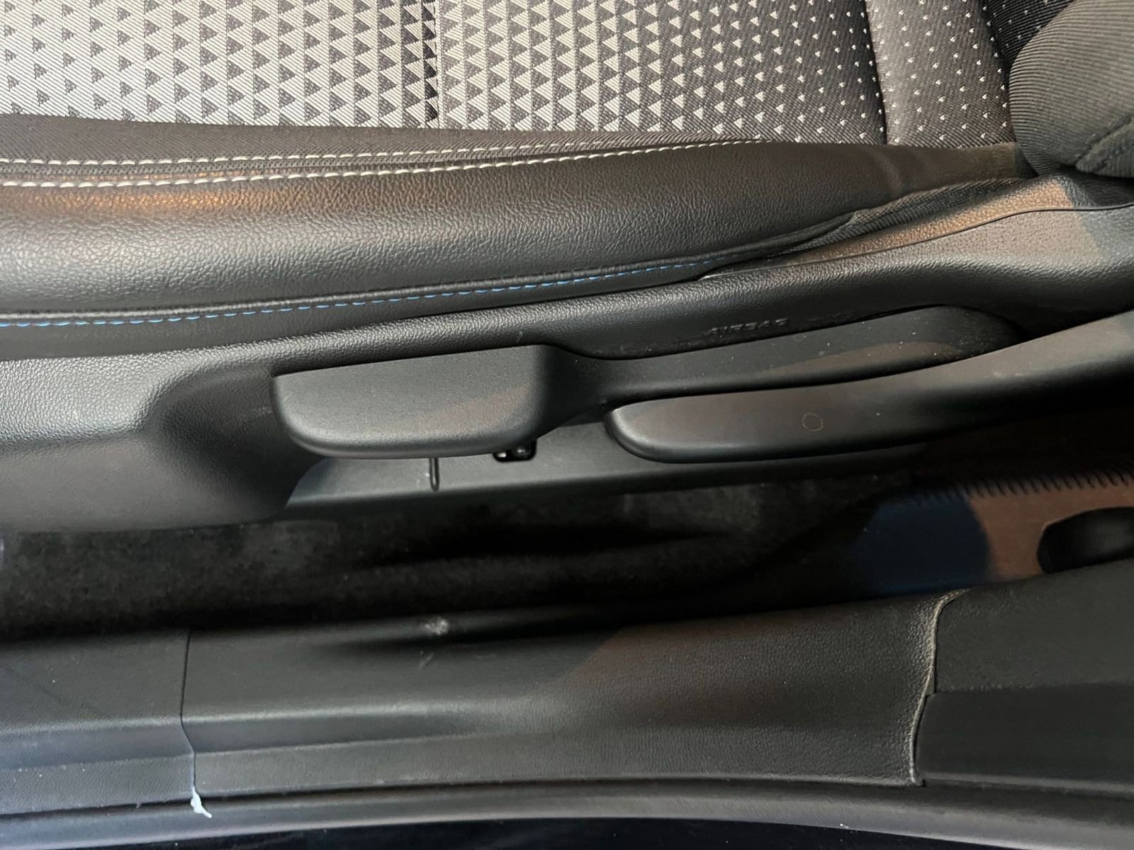 Thumbnail: 2025 Chevrolet Trax - 22