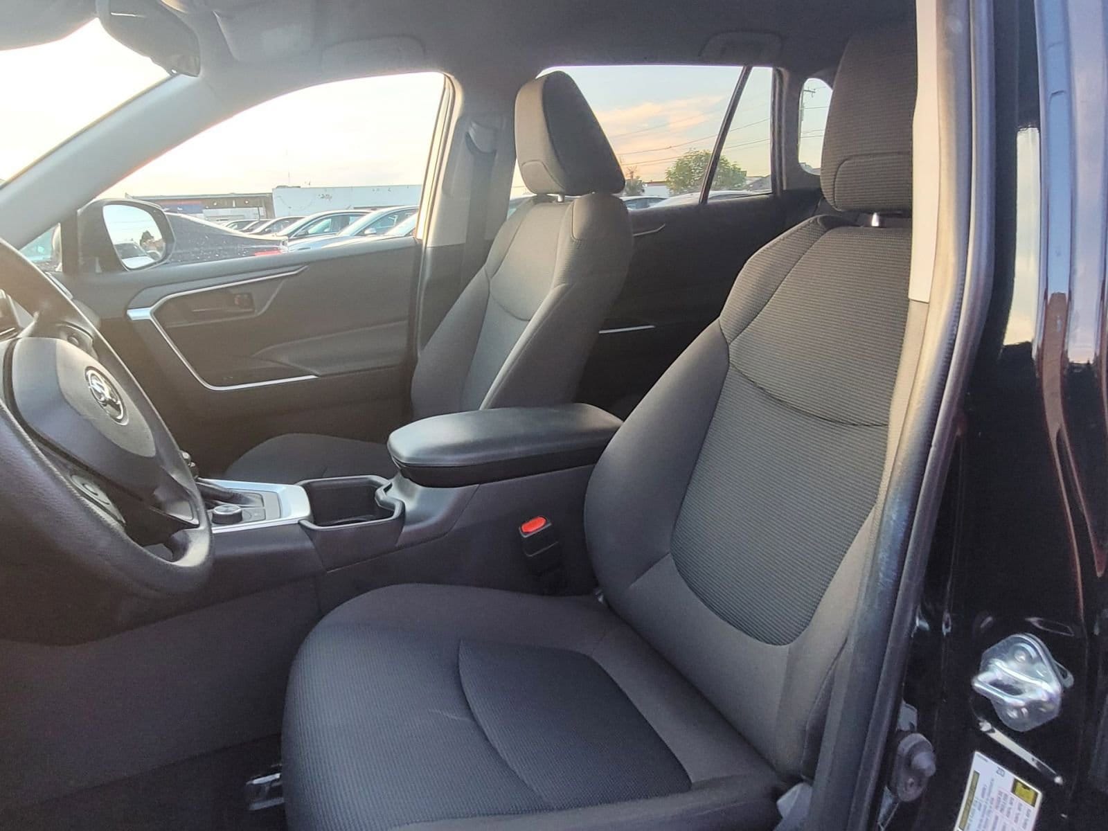 Thumbnail: 2025 Toyota RAV4 - 13