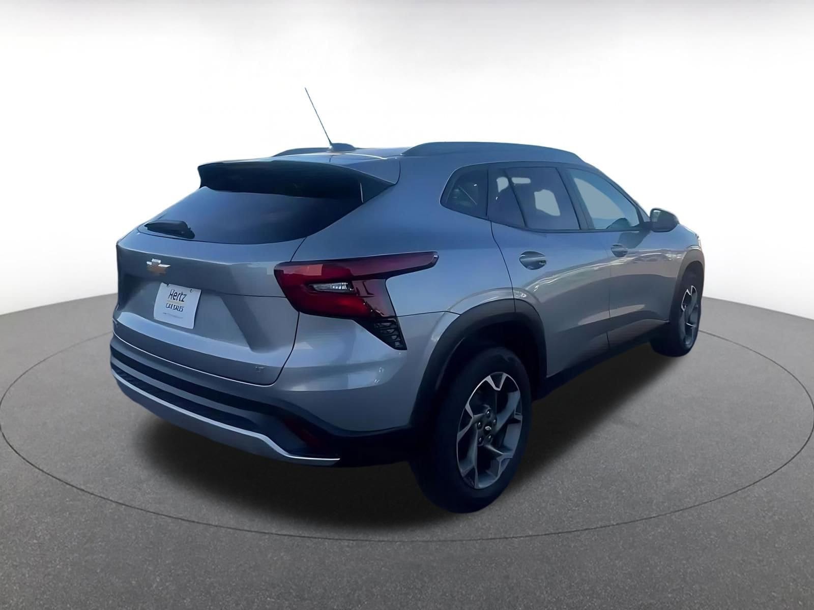 Thumbnail: 2025 Chevrolet Trax - 14