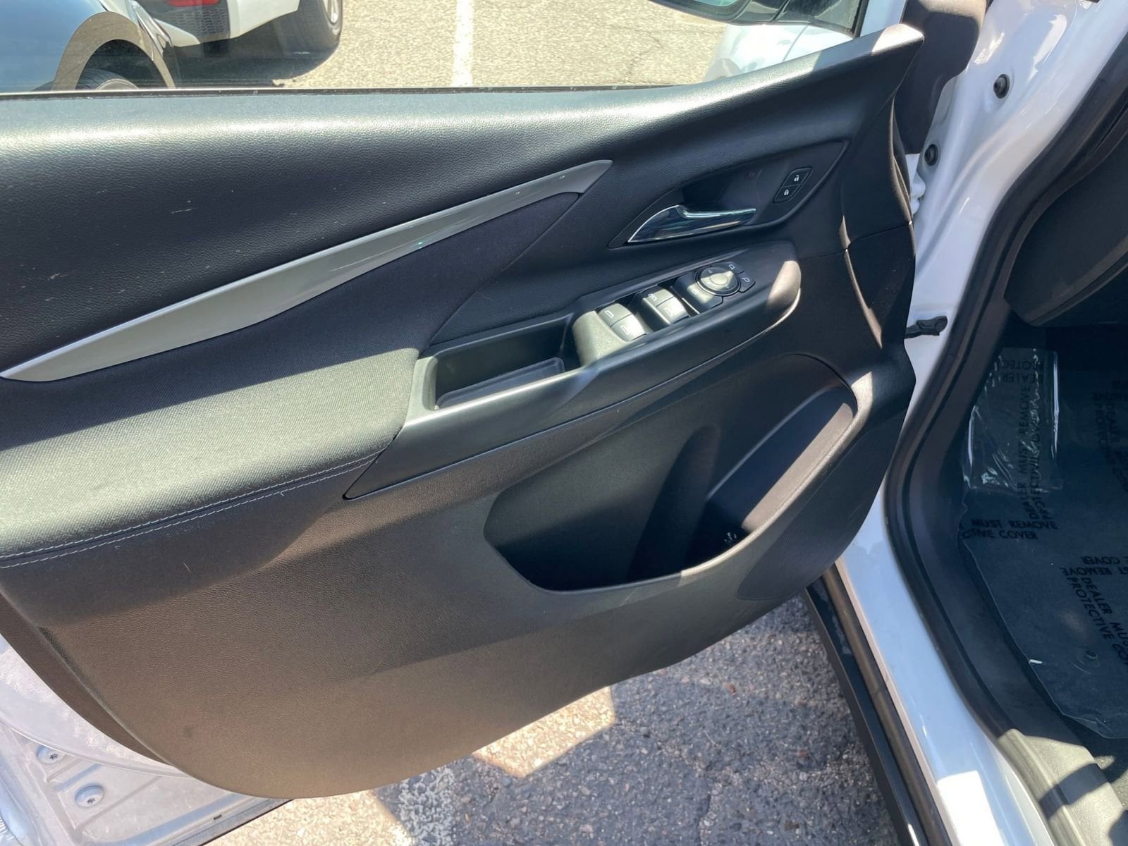 Thumbnail: 2023 Chevrolet Bolt EV - 25