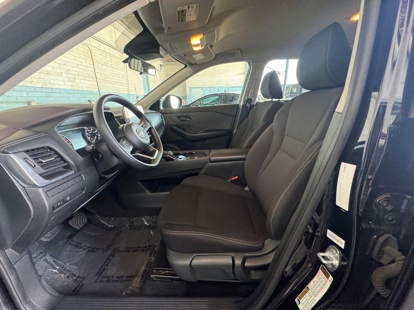 Thumbnail: 2023 Nissan Rogue - 24