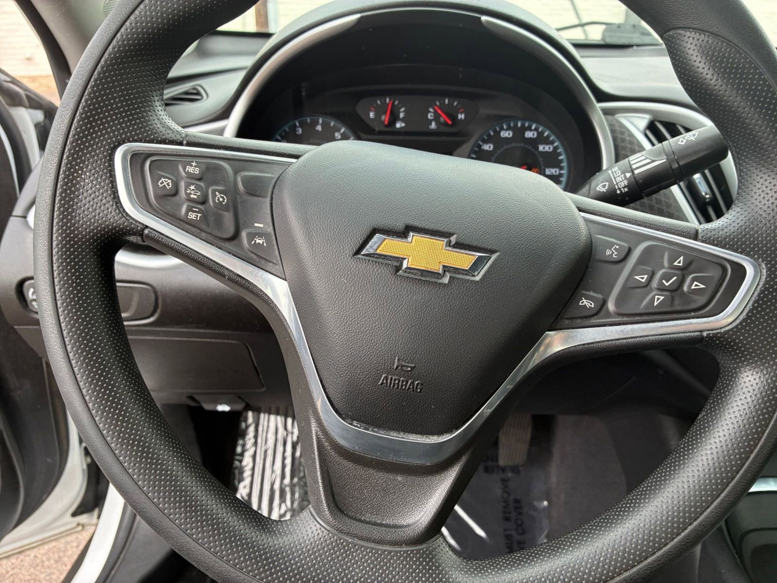 Thumbnail: 2023 Chevrolet Malibu - 29