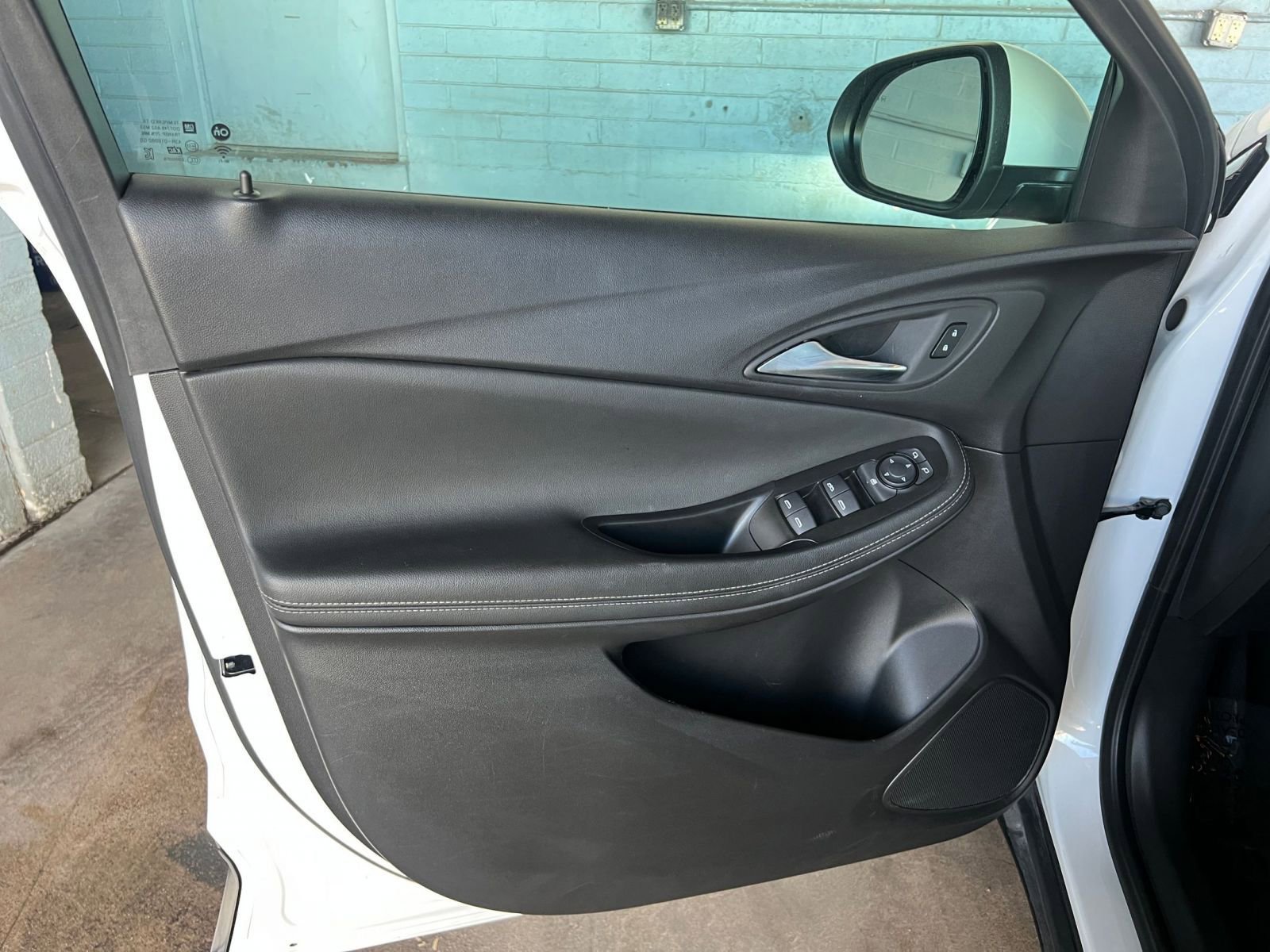 Thumbnail: 2025 Buick Encore GX - 18