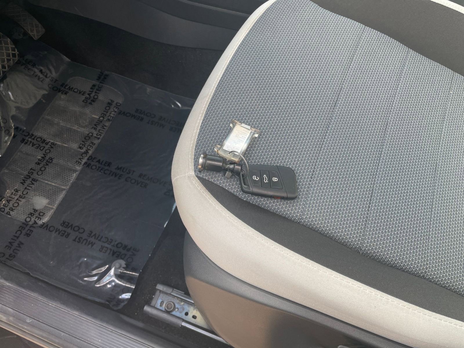 Thumbnail: 2025 Volkswagen Taos - 22