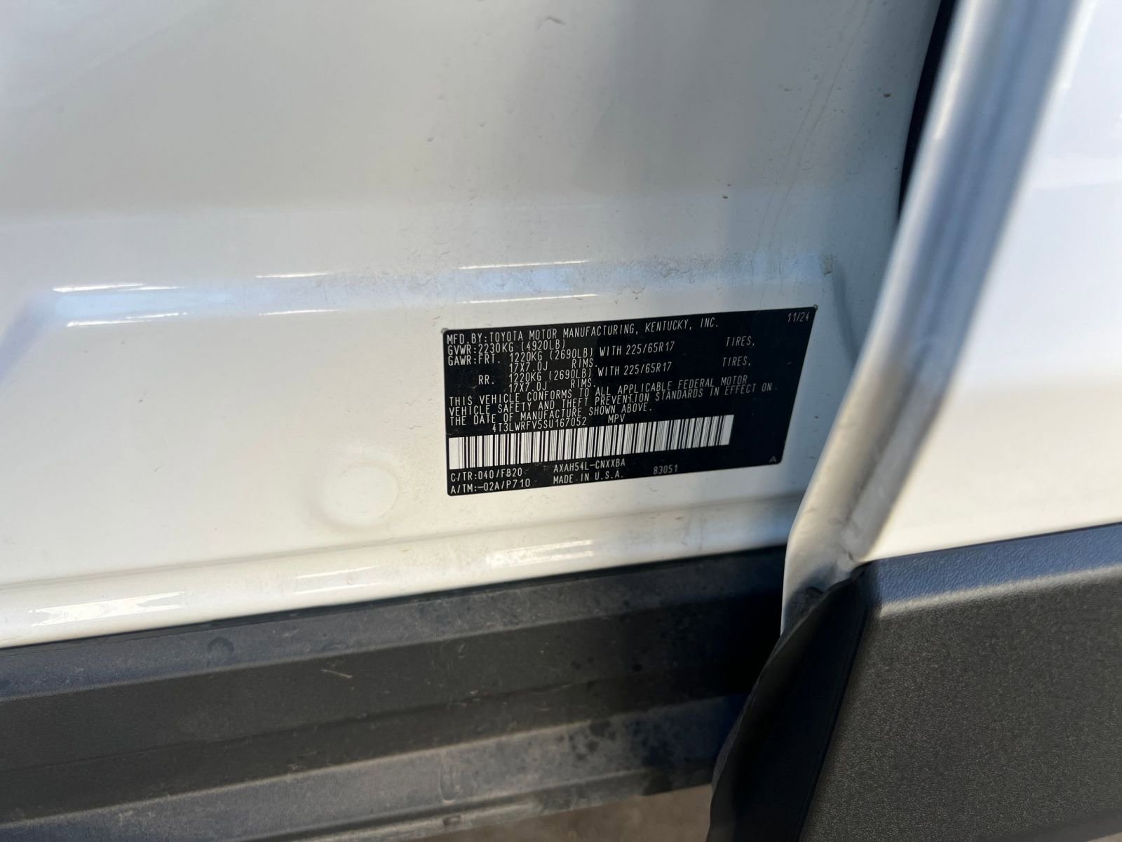 Thumbnail: 2025 Toyota RAV4 - 29