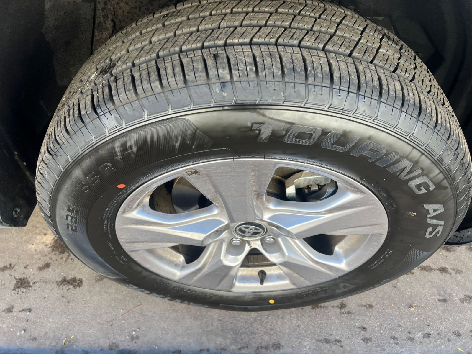 Thumbnail: 2025 Toyota RAV4 - 30