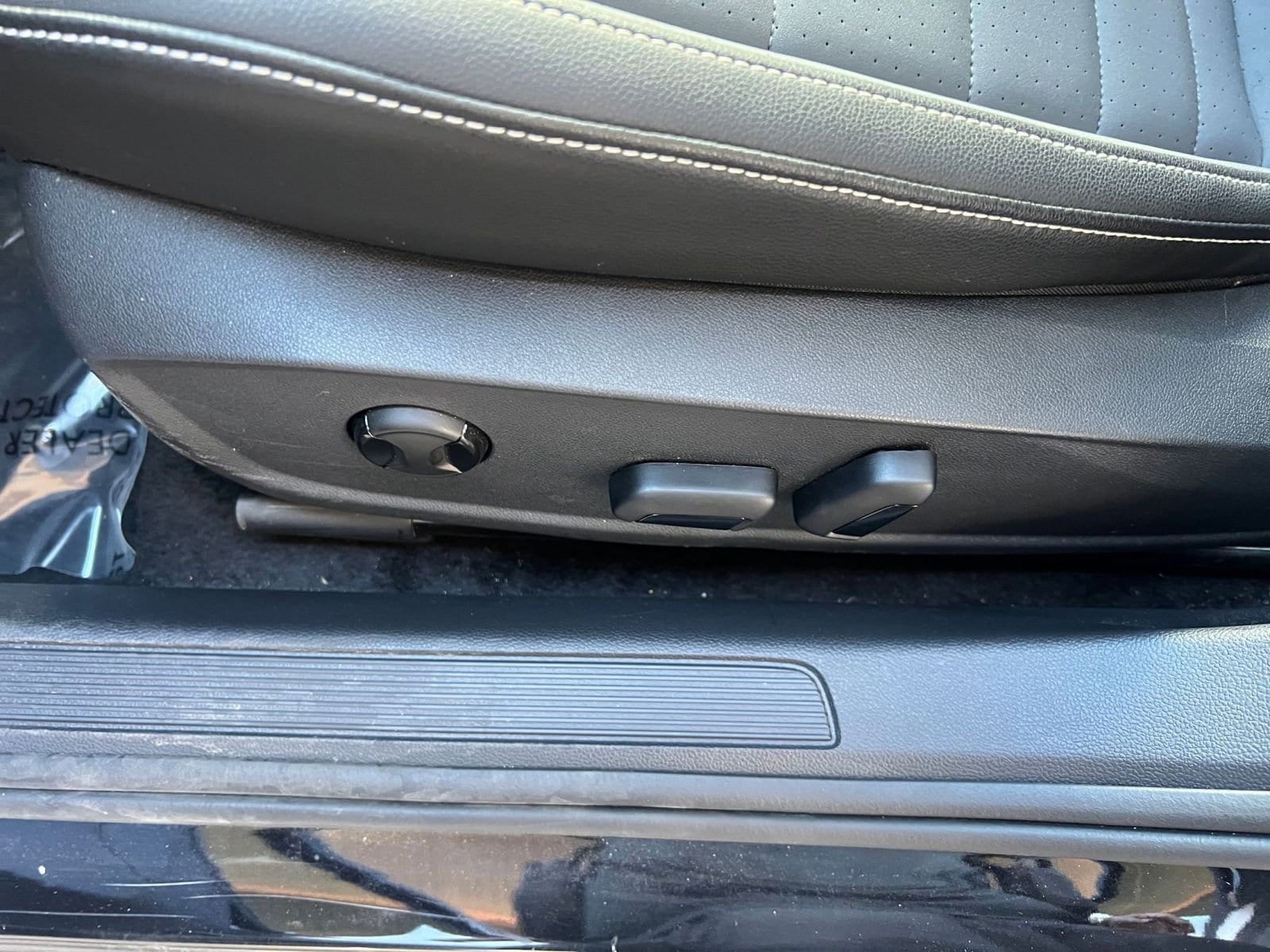 Thumbnail: 2025 Volkswagen Jetta - 23