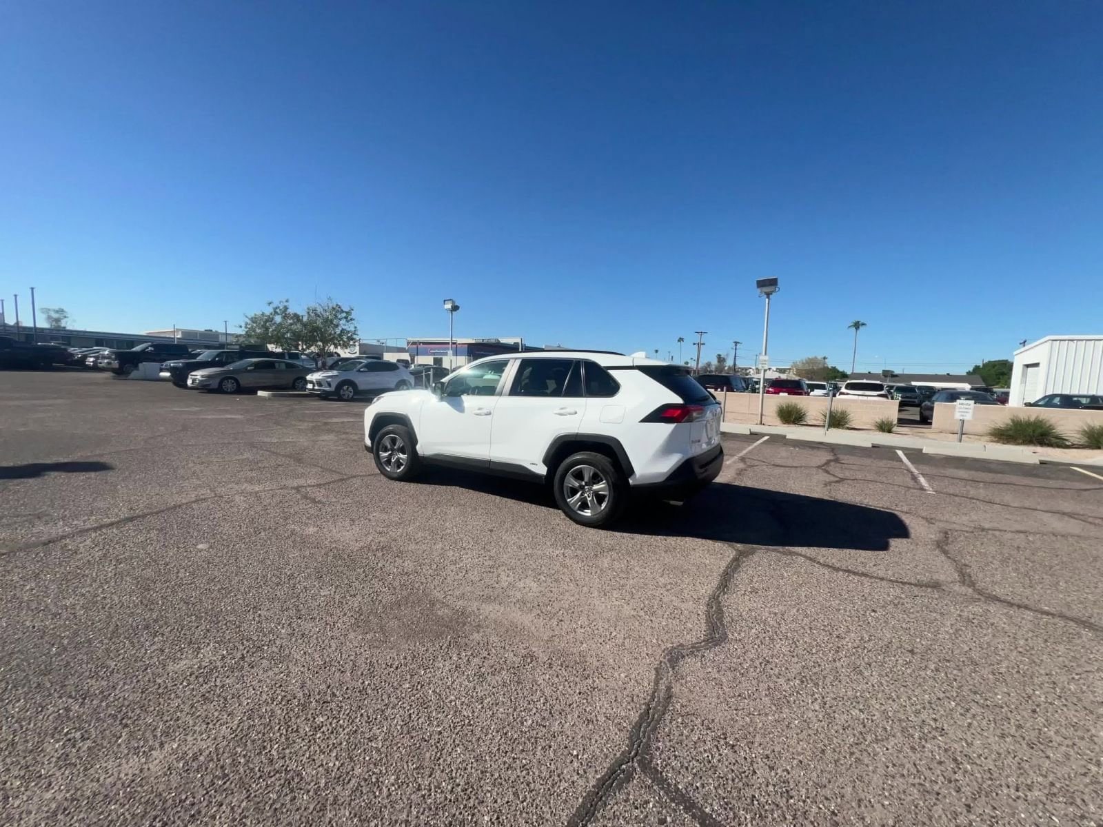 Thumbnail: 2025 Toyota RAV4 - 16