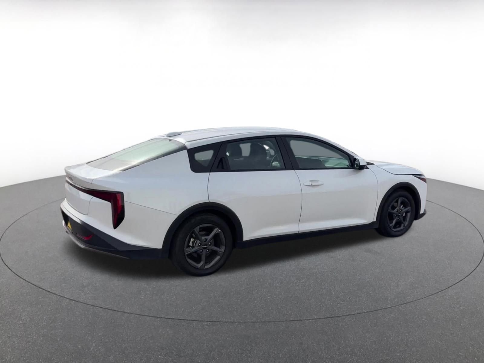 Thumbnail: 2025 Kia K4 - 15