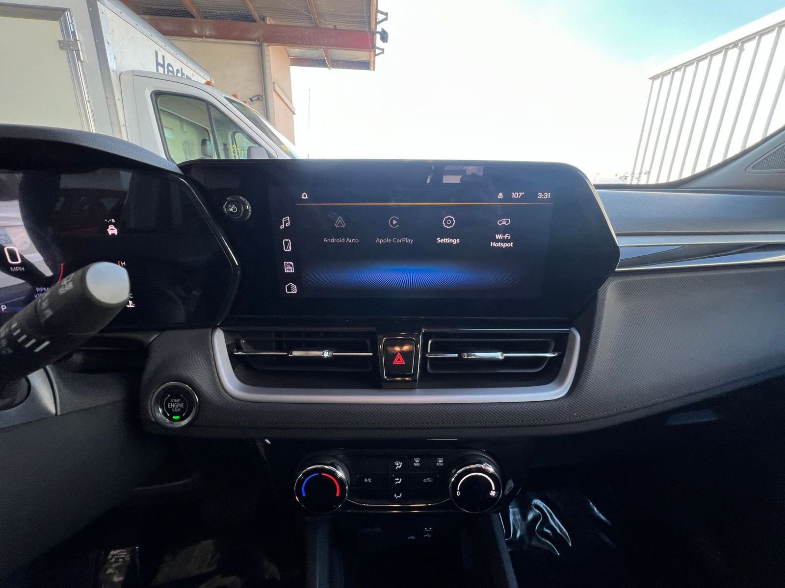 Thumbnail: 2025 Chevrolet TrailBlazer - 18