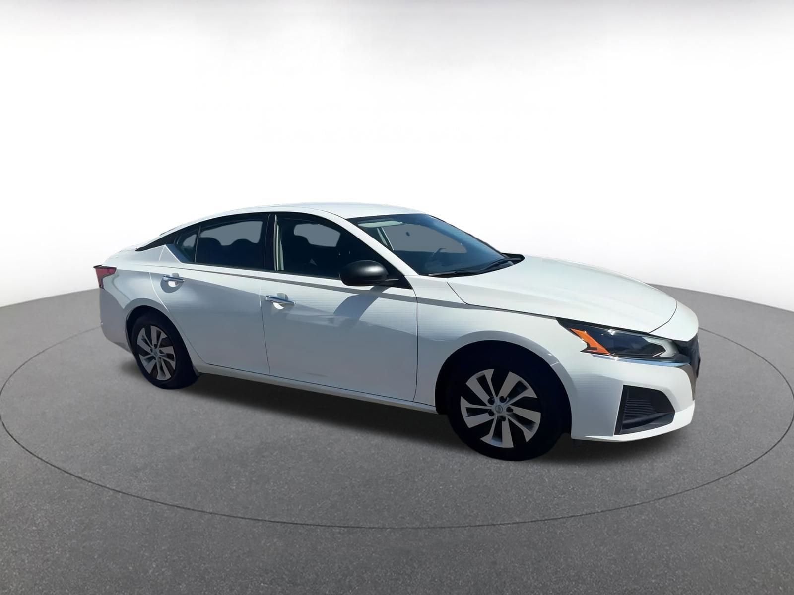Thumbnail: 2024 Nissan Altima - 2