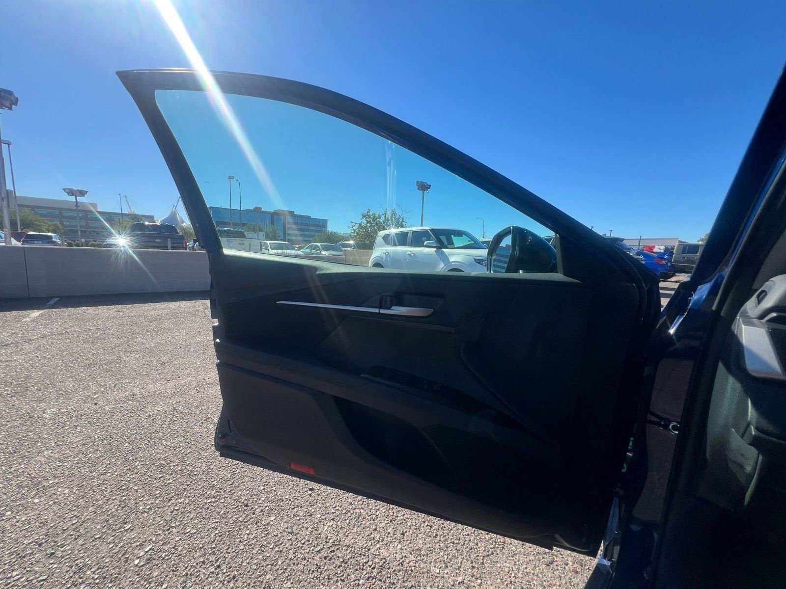 Thumbnail: 2025 Toyota Camry - 20