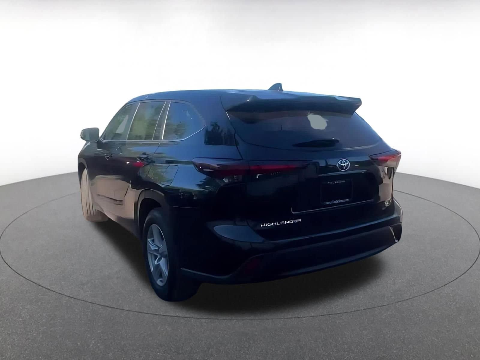 Thumbnail: 2025 Toyota Highlander - 7