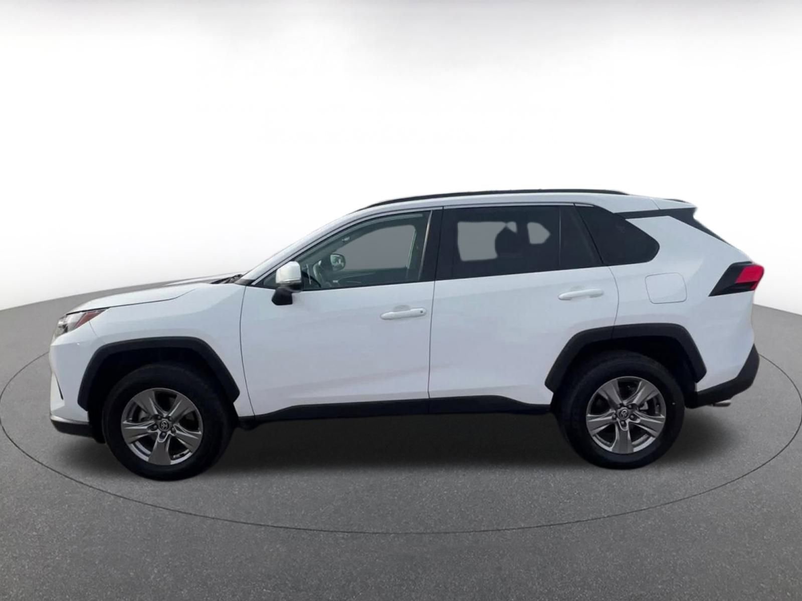 Thumbnail: 2025 Toyota RAV4 - 9