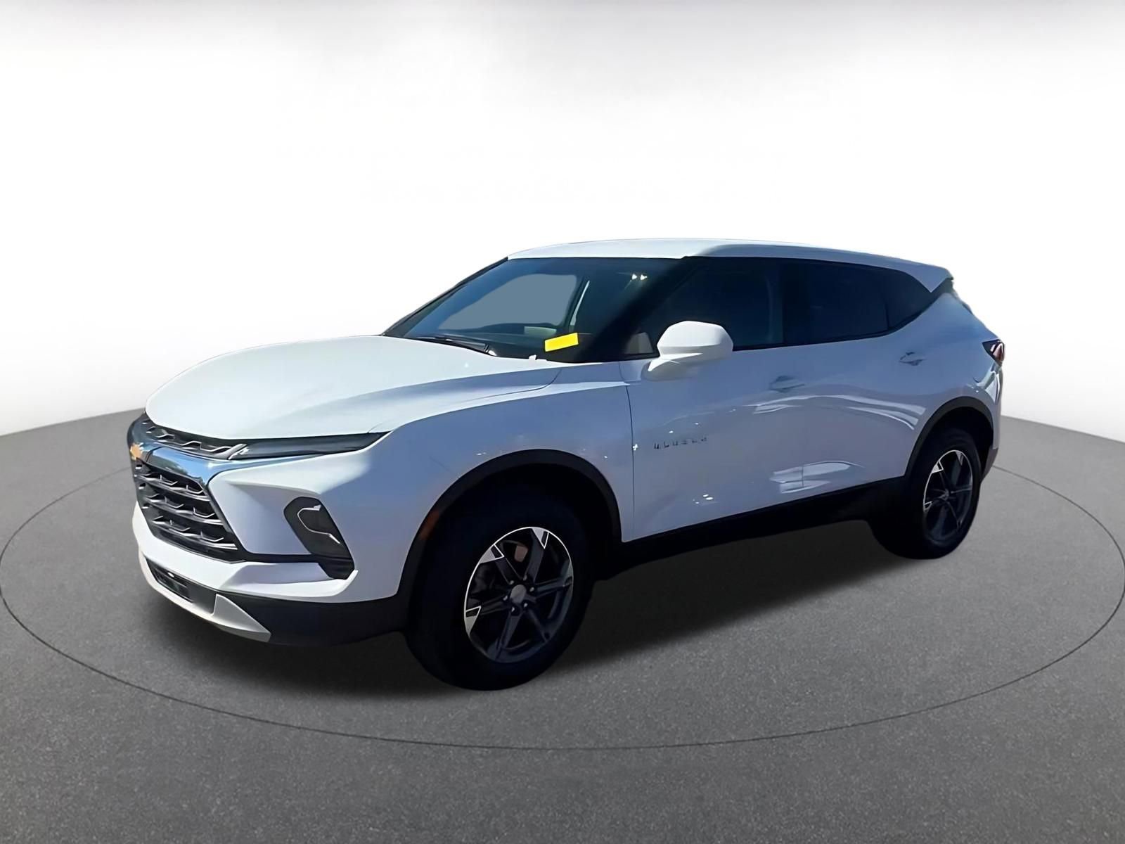 Thumbnail: 2025 Chevrolet Blazer - 8