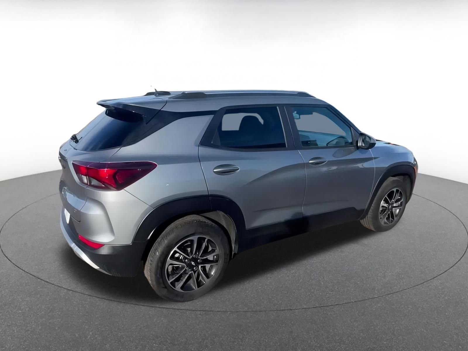 Thumbnail: 2025 Chevrolet TrailBlazer - 14