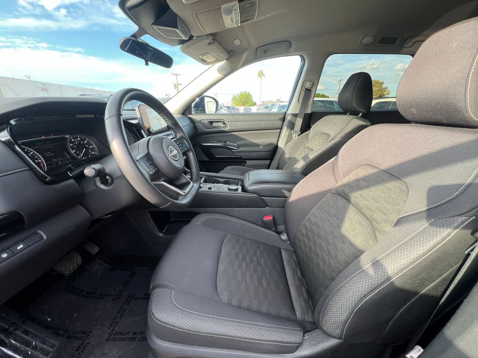 Thumbnail: 2025 Nissan Pathfinder - 27