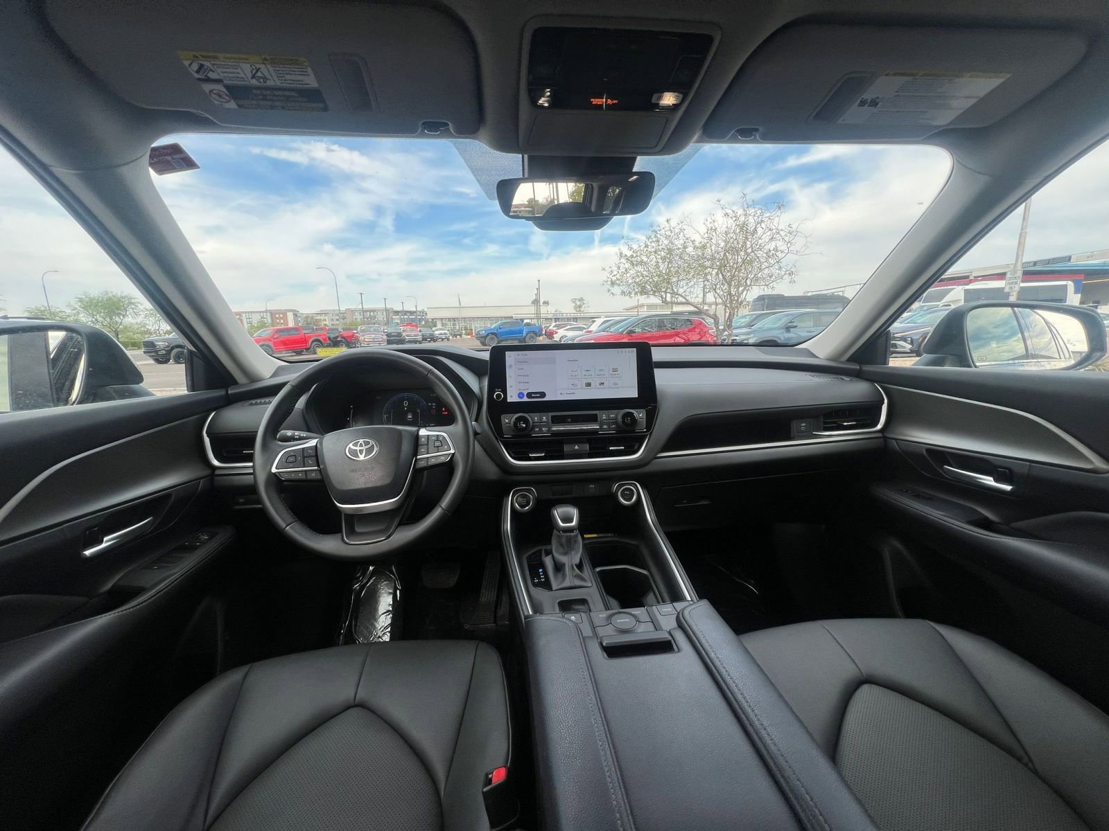 Thumbnail: 2025 Toyota Grand Highlander - 35