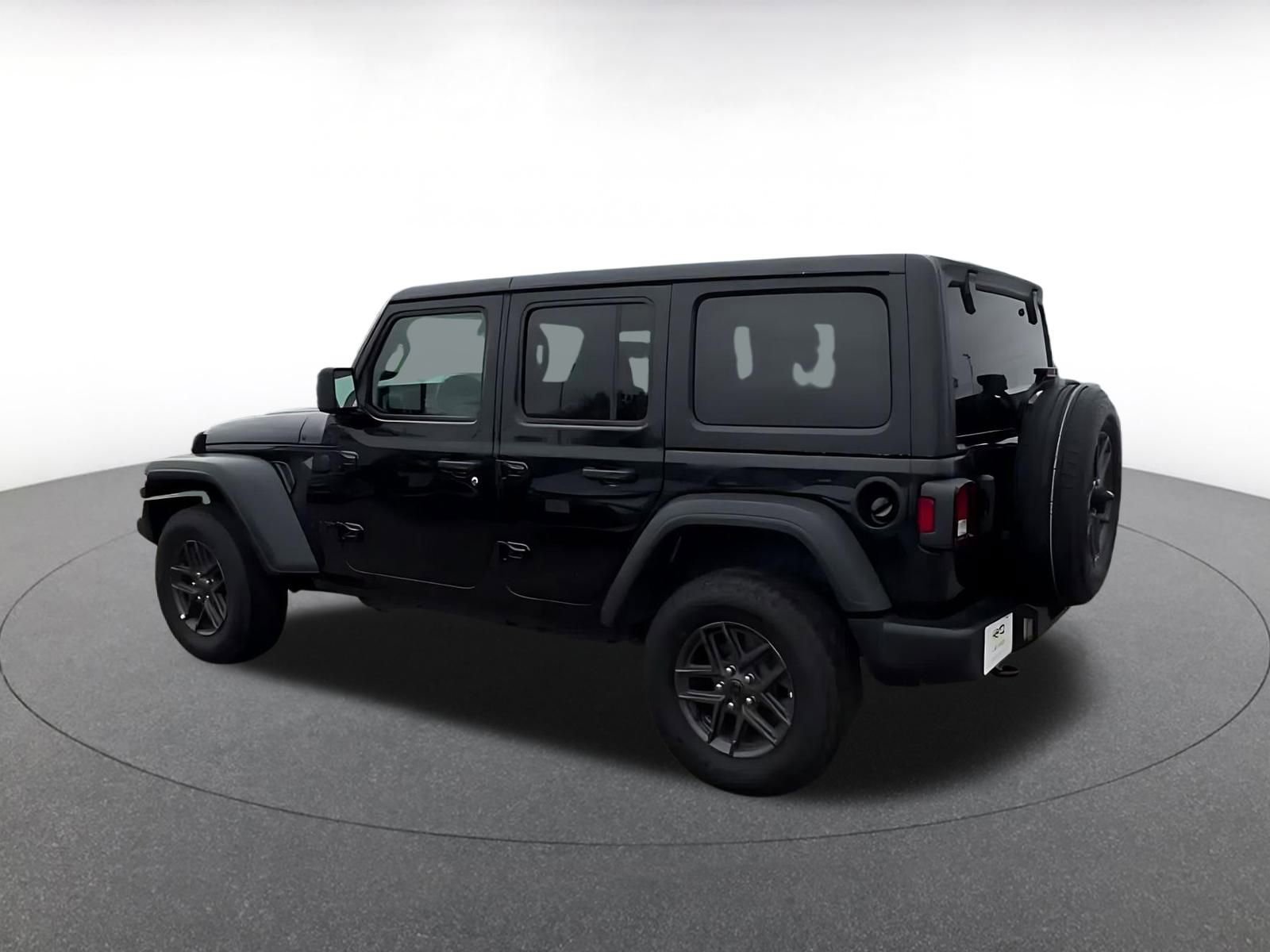 Thumbnail: 2025 Jeep Wrangler - 7
