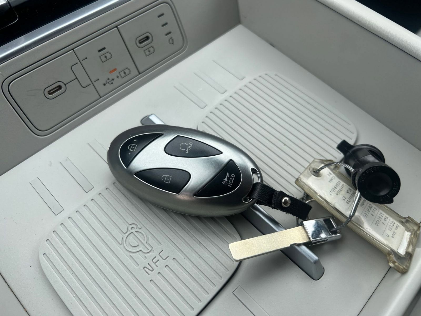 Thumbnail: 2025 Hyundai Santa Fe - 22