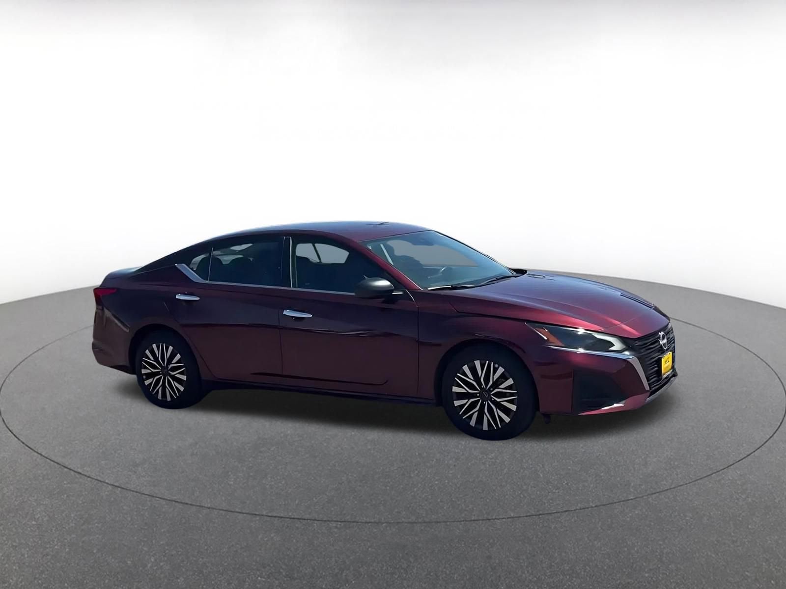 Thumbnail: 2025 Nissan Altima - 2