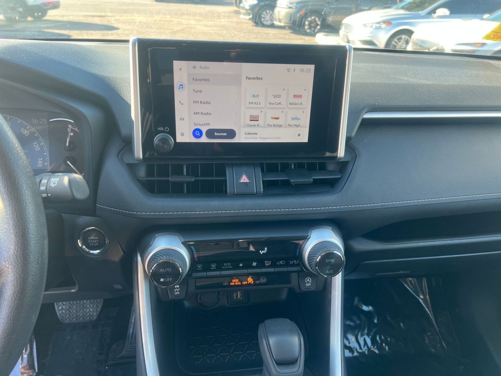 Thumbnail: 2025 Toyota RAV4 - 18