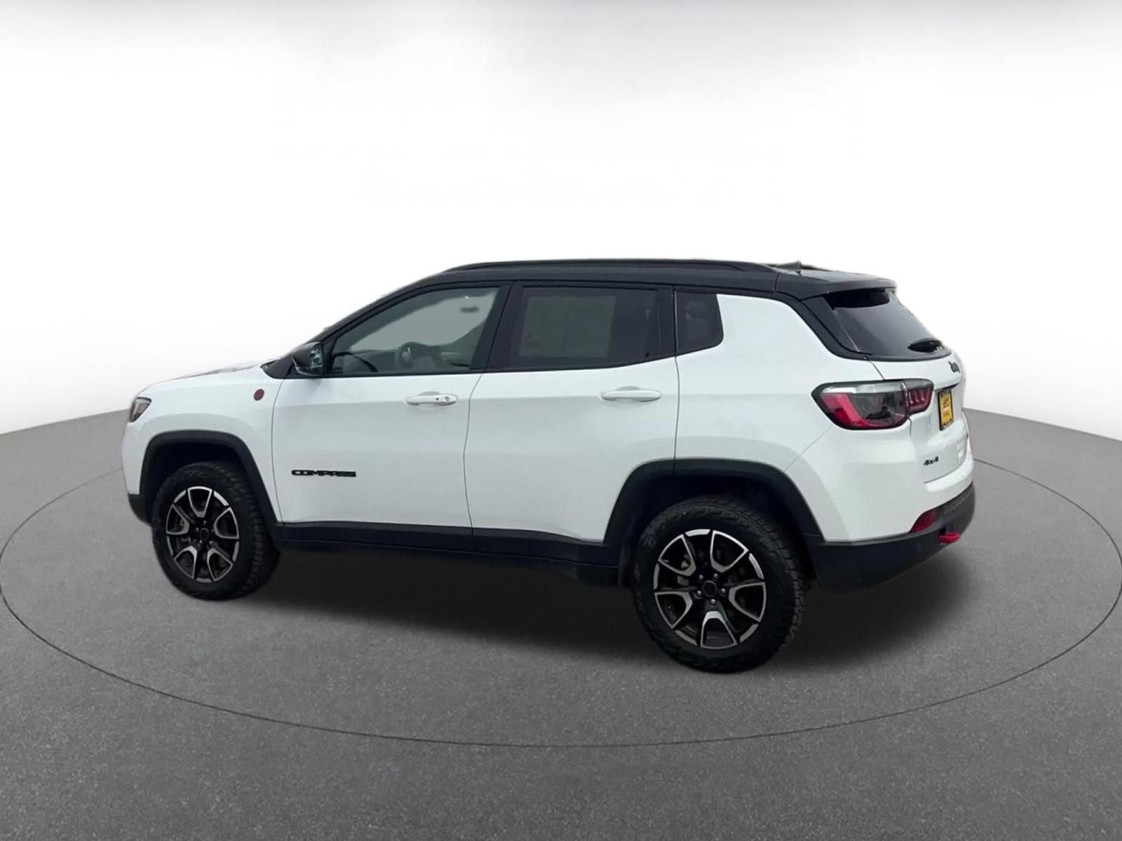 Thumbnail: 2025 Jeep Compass - 10