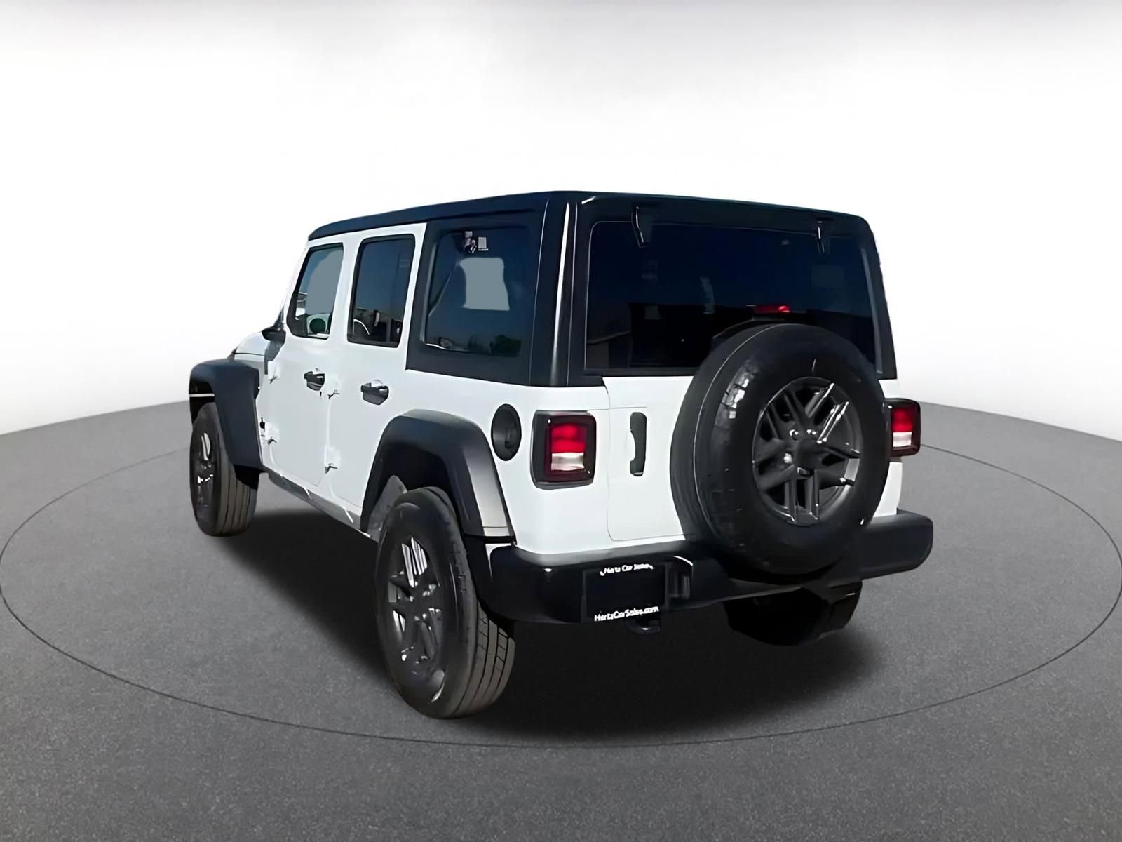 Thumbnail: 2025 Jeep Wrangler - 14