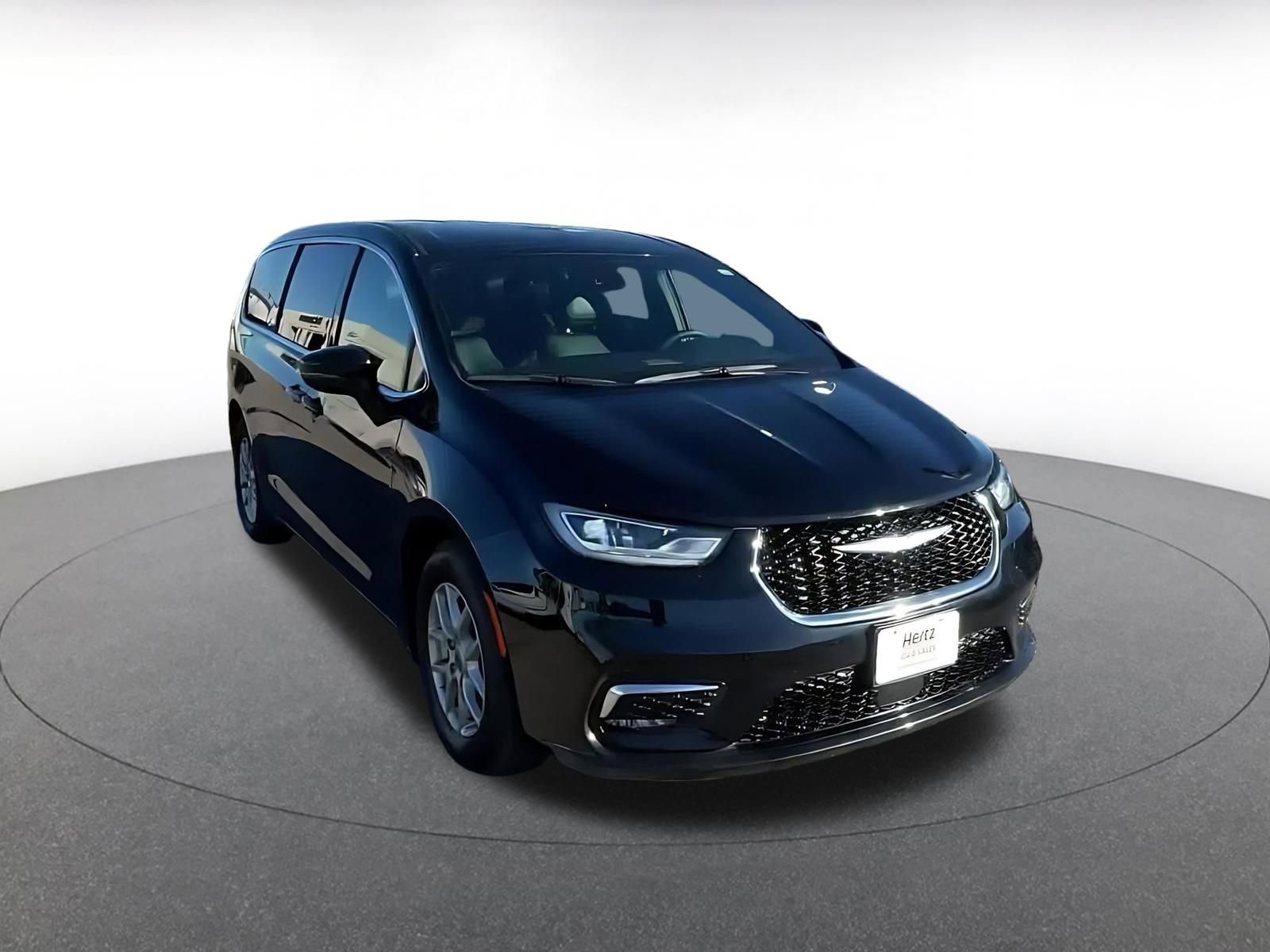 Thumbnail: 2025 Chrysler Pacifica - 3