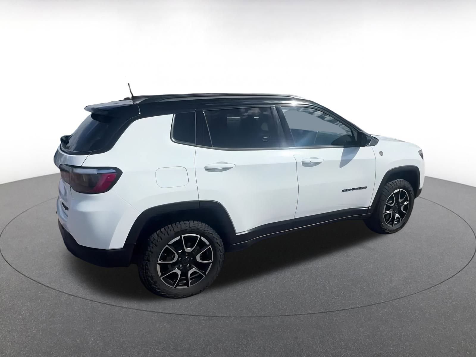 Thumbnail: 2025 Jeep Compass - 15