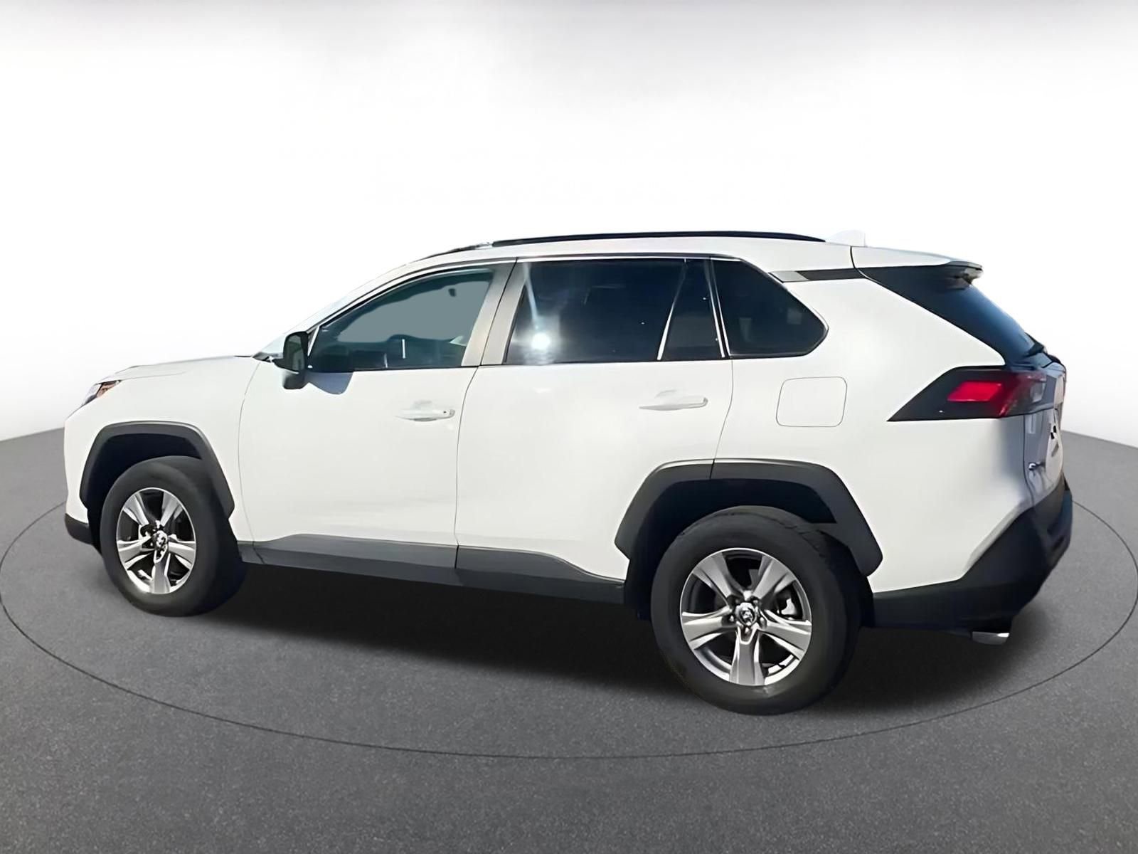 Thumbnail: 2025 Toyota RAV4 - 9