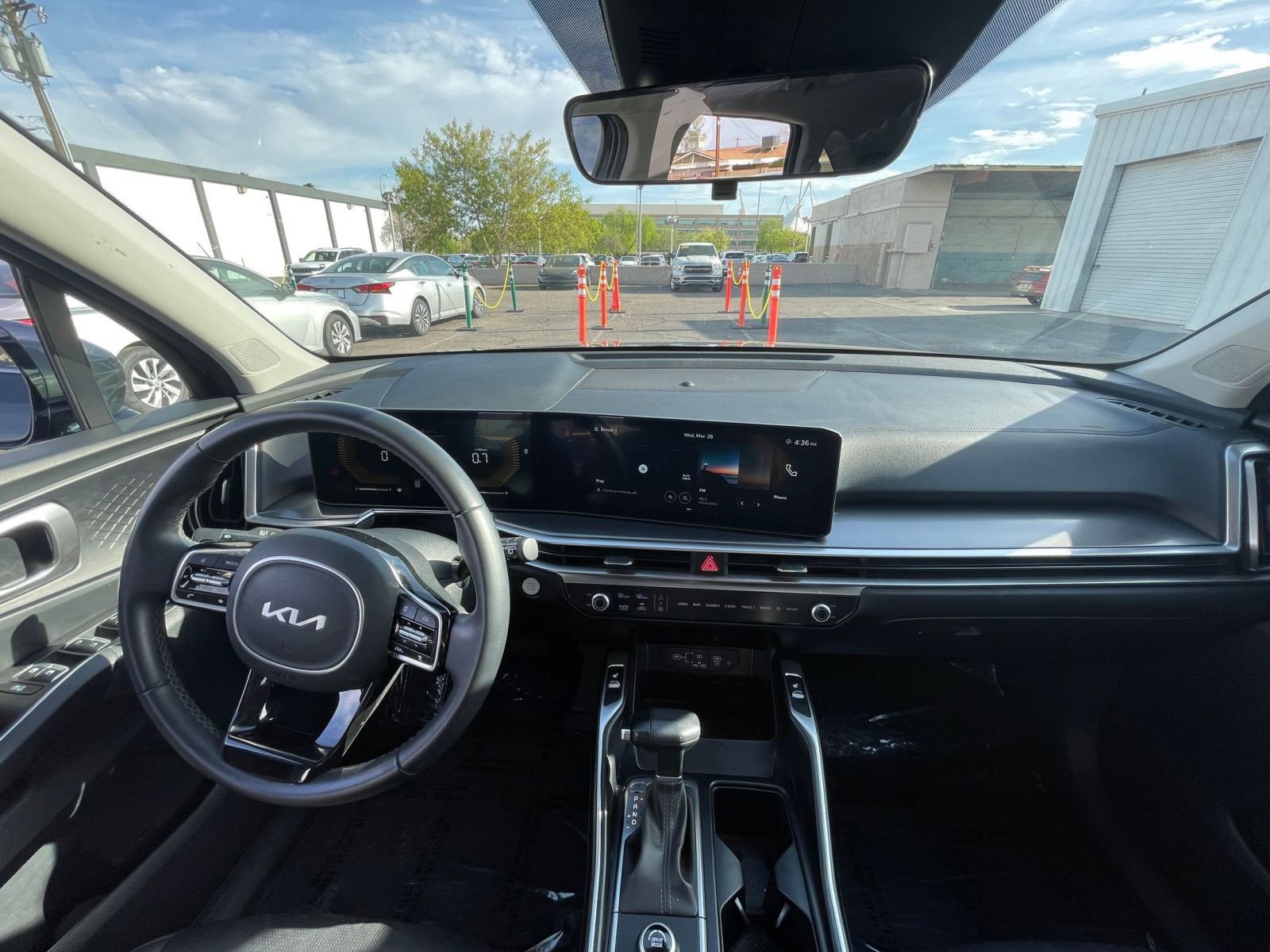 2024 Kia Sorento S 33