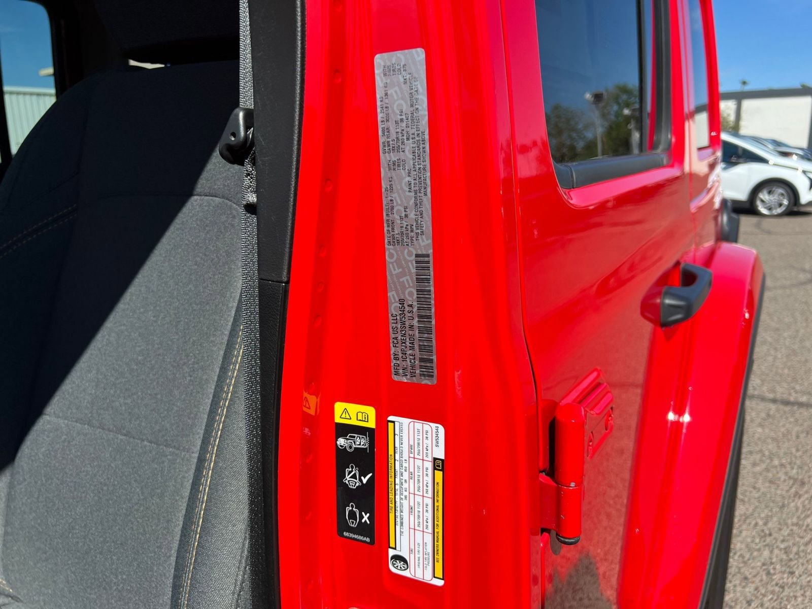 Thumbnail: 2025 Jeep Wrangler - 29