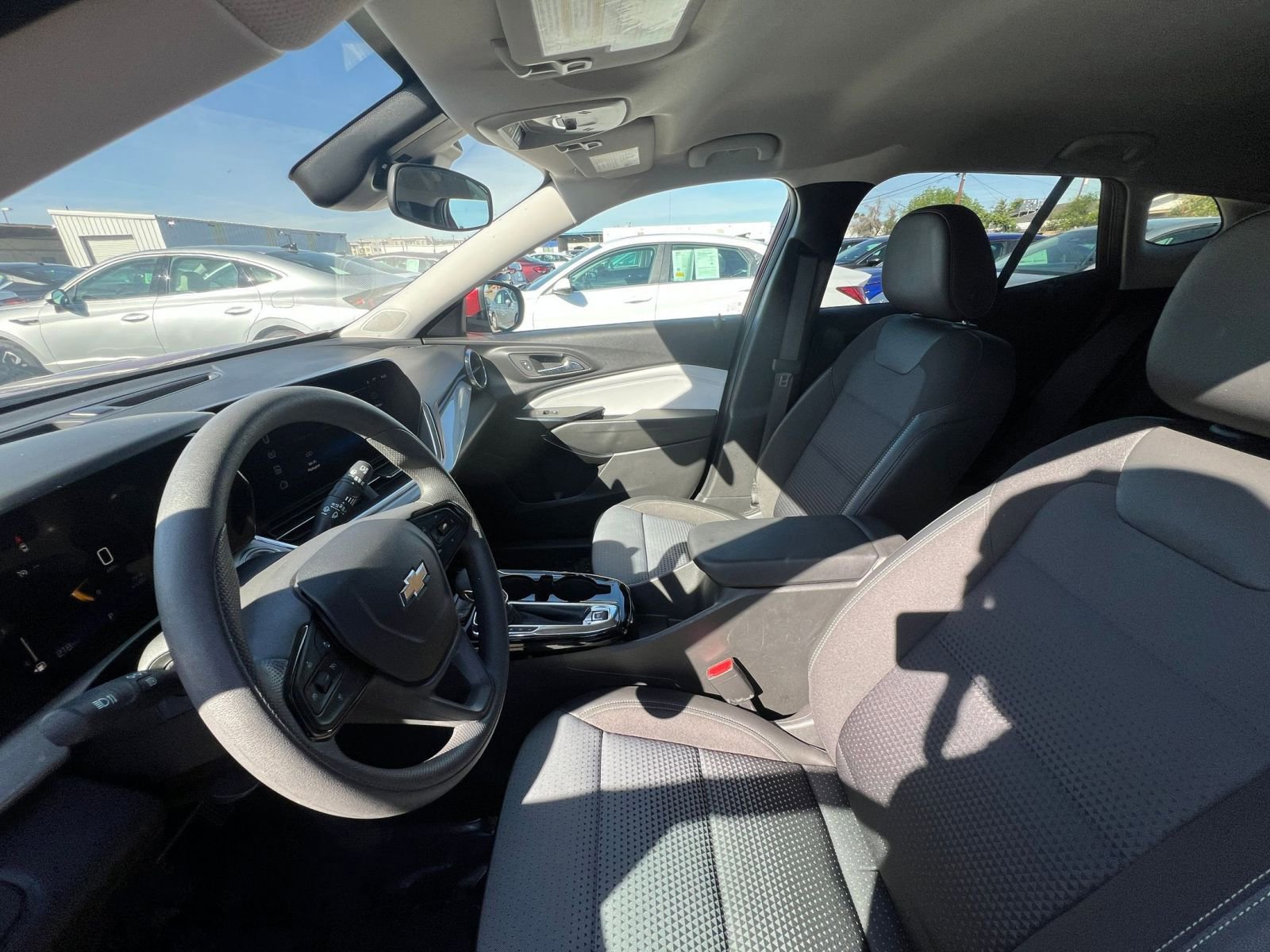 Thumbnail: 2025 Chevrolet Trax - 27