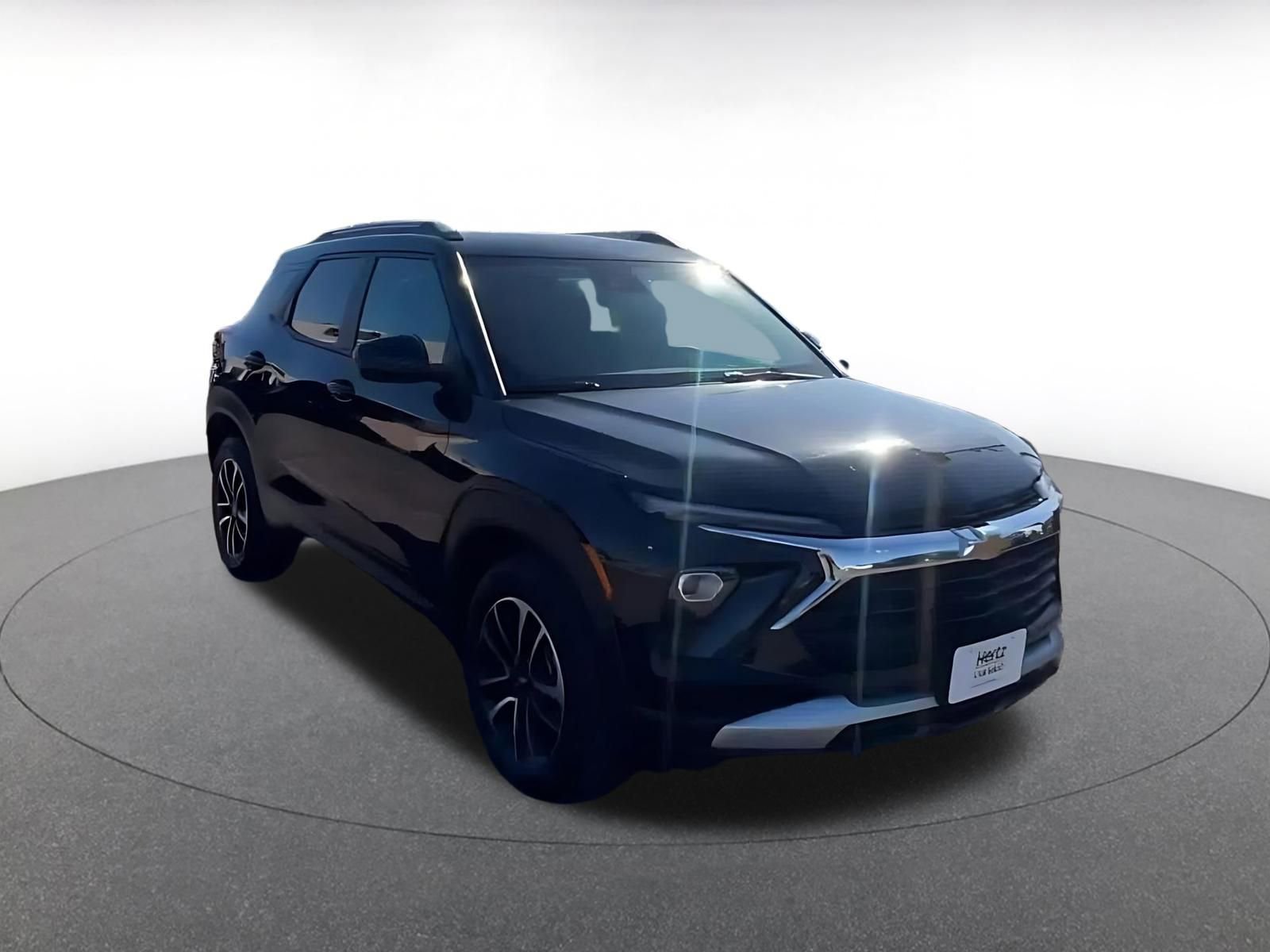 Thumbnail: 2025 Chevrolet TrailBlazer - 3